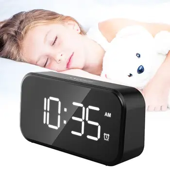 Digitalni Alarm sat Sa Led ekrana 5 inča, 12/24 h, Podesiva glasnoća, Ponavljanje, Baterije, USB-port, Alarmi Za Obiteljska Spavaće sobe